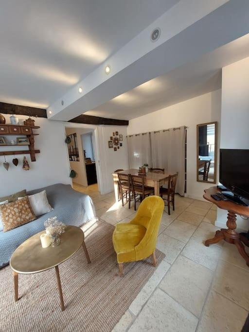 מרלי-לה-רואה Chez Laurette - Charming Apartment In Historic Village Near Versailles מראה חיצוני תמונה